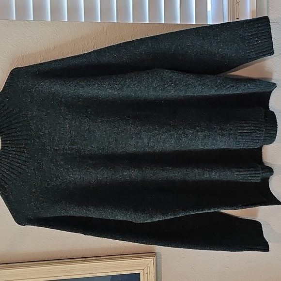 Well Worn Multicolor Knit Sweater - Picture 1 of 4